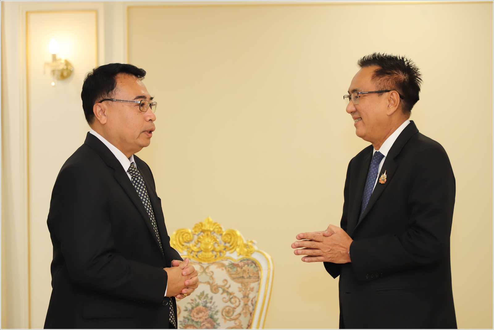 กรมบังคับคดีร่วมแสดงความยินดีกับอัยการสูงสุด